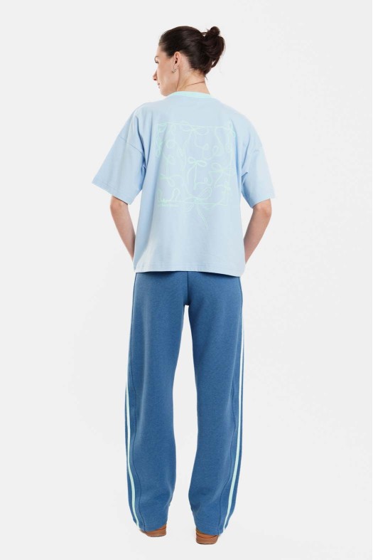 Woman Short Sleeve T-Shirt with embroidery and silk print - Bows Woman Short Sleeve T-Shirt with embroidery and silk print - Bows