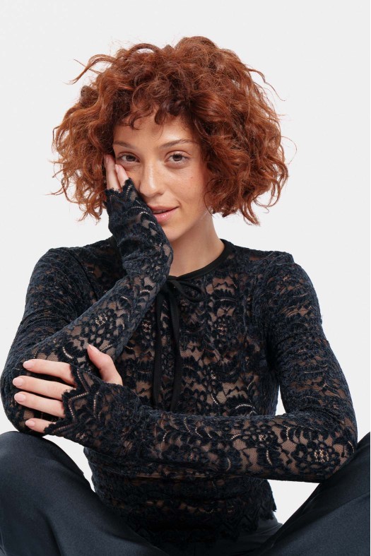 Γυναικείο Crop Top με κέντημα - LACE Γυναικείο Crop Top με κέντημα - LACE