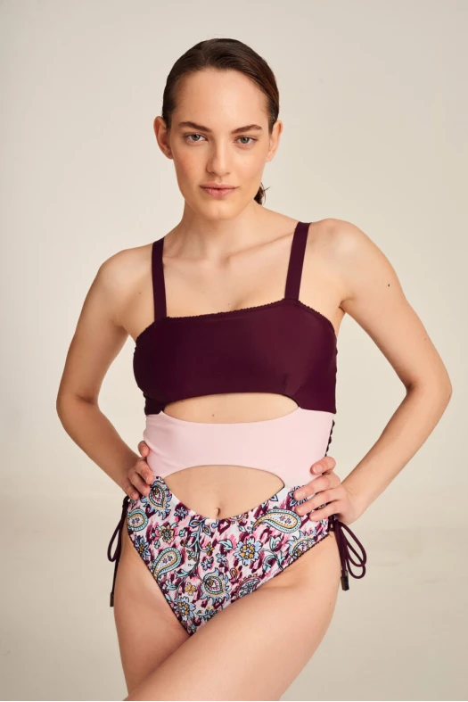 GISELLE ONE PIECE GISELLE ONE PIECE