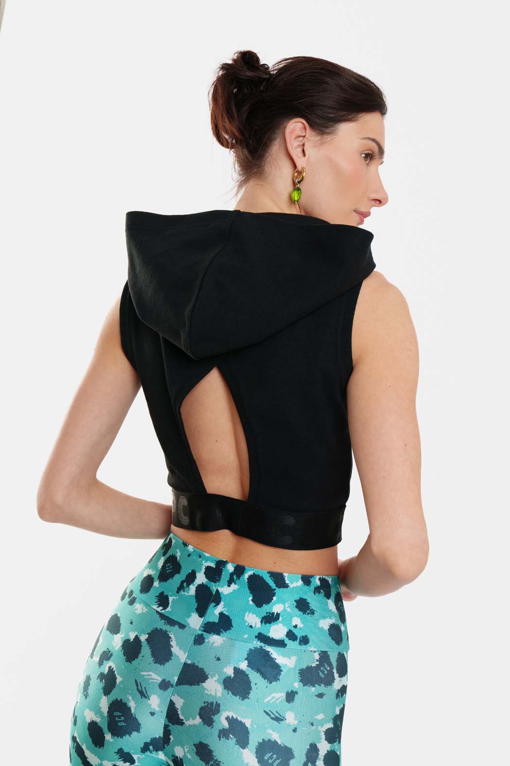 Γυναικείο Αμάνικο Crop Top με κέντημα - Jade - BLACK